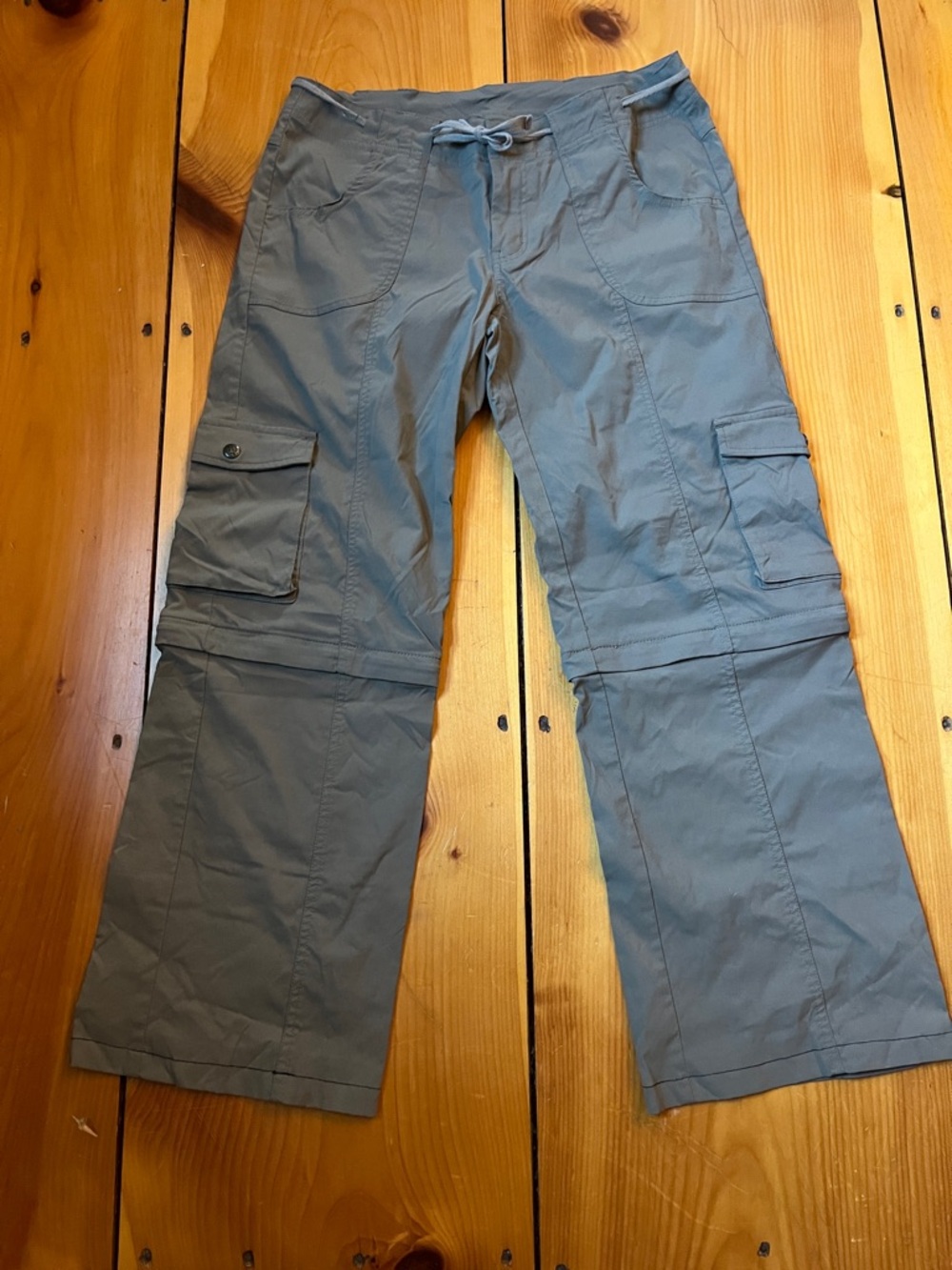 PRANA 10 Olive Green Convertible Pants Zip Off Cargo Pockets
